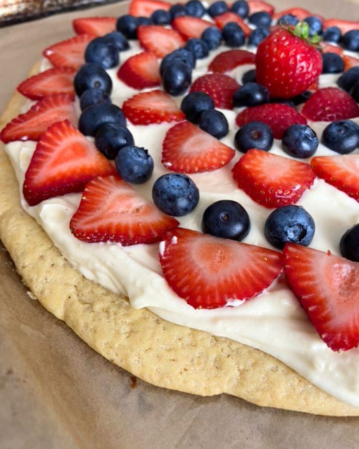 Easy and delicious Sourdough Fruit Pizza!